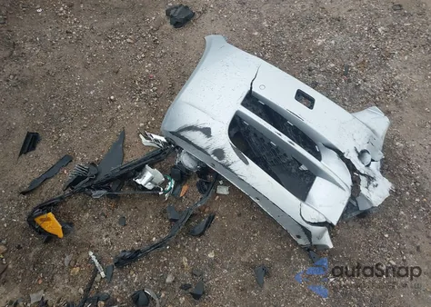 2017 Jaguar Xe z USA, uszkodzony, nr VIN SAJAD4BG7HA961082